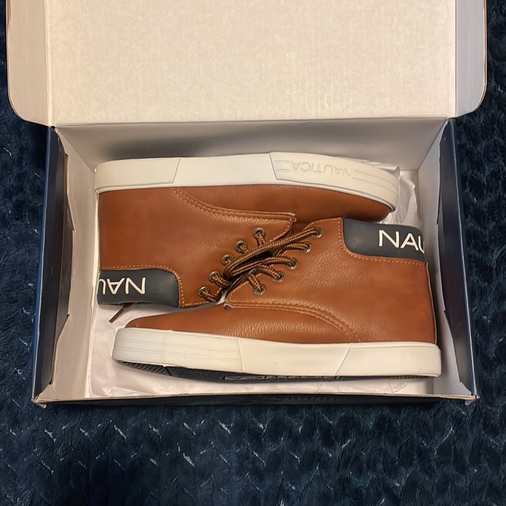 NIB Nautica Boys Ankle Sneakers